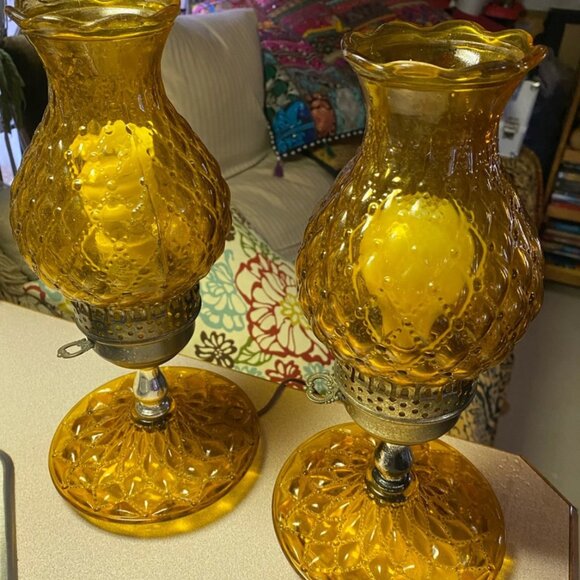 78-(VHD) Vintage. Home Decor. Amber. Glass. Hurricane Lamps. - Picture 11 of 15